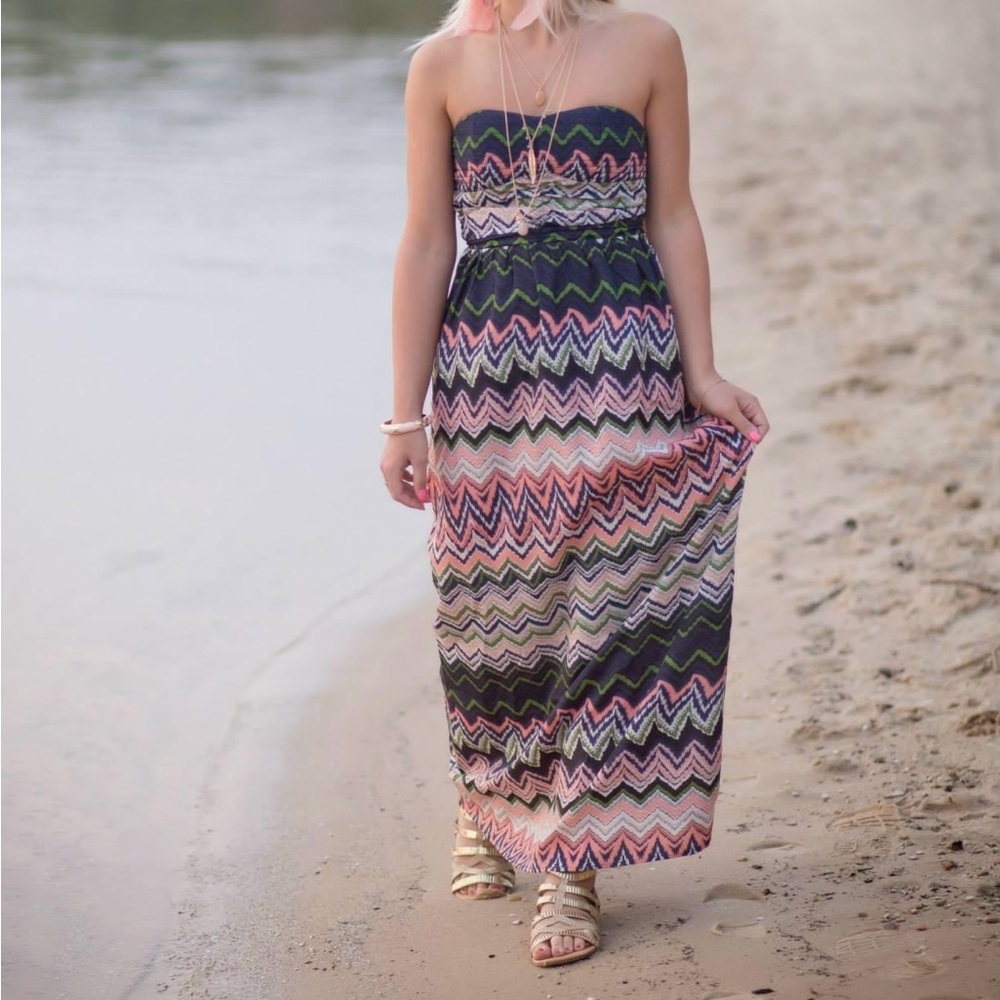 XS Fire Los Angeles strapless dress
